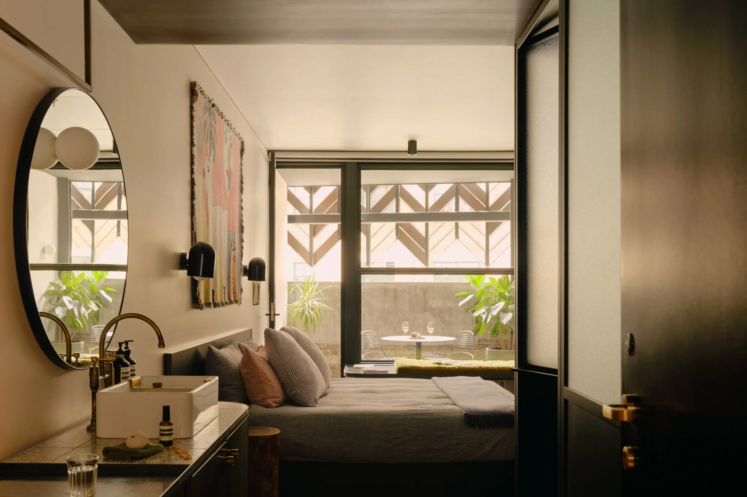 Paramount House Hotel Surry Hills